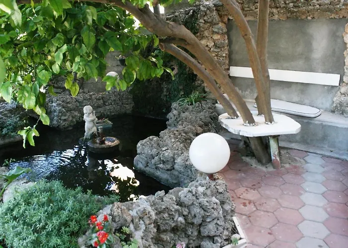 Фото Apartments And Rooms With Parking Space Makarska - 6767